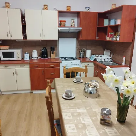 Tartos Szegfu Vendeghaz, Maganszallas * Tazlar