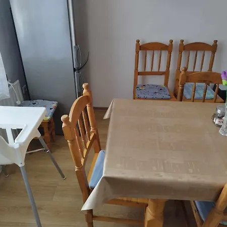 Tartos Szegfu Vendeghaz, Maganszallas *