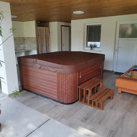 Country house Tartos Szegfu Vendeghaz, Maganszallas