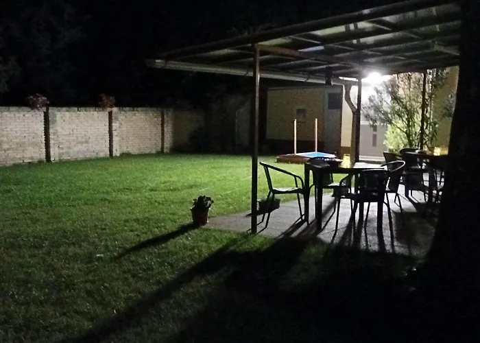 Tartos Szegfu Vendeghaz, Maganszallas